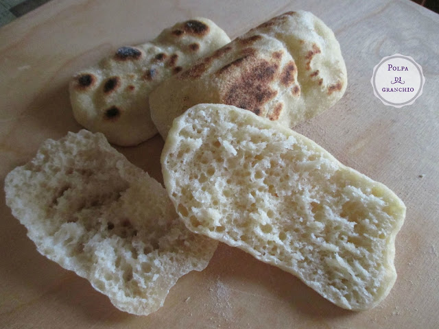 Panini Con Lievito Madre Cotti In Padella Foodbloggermania It