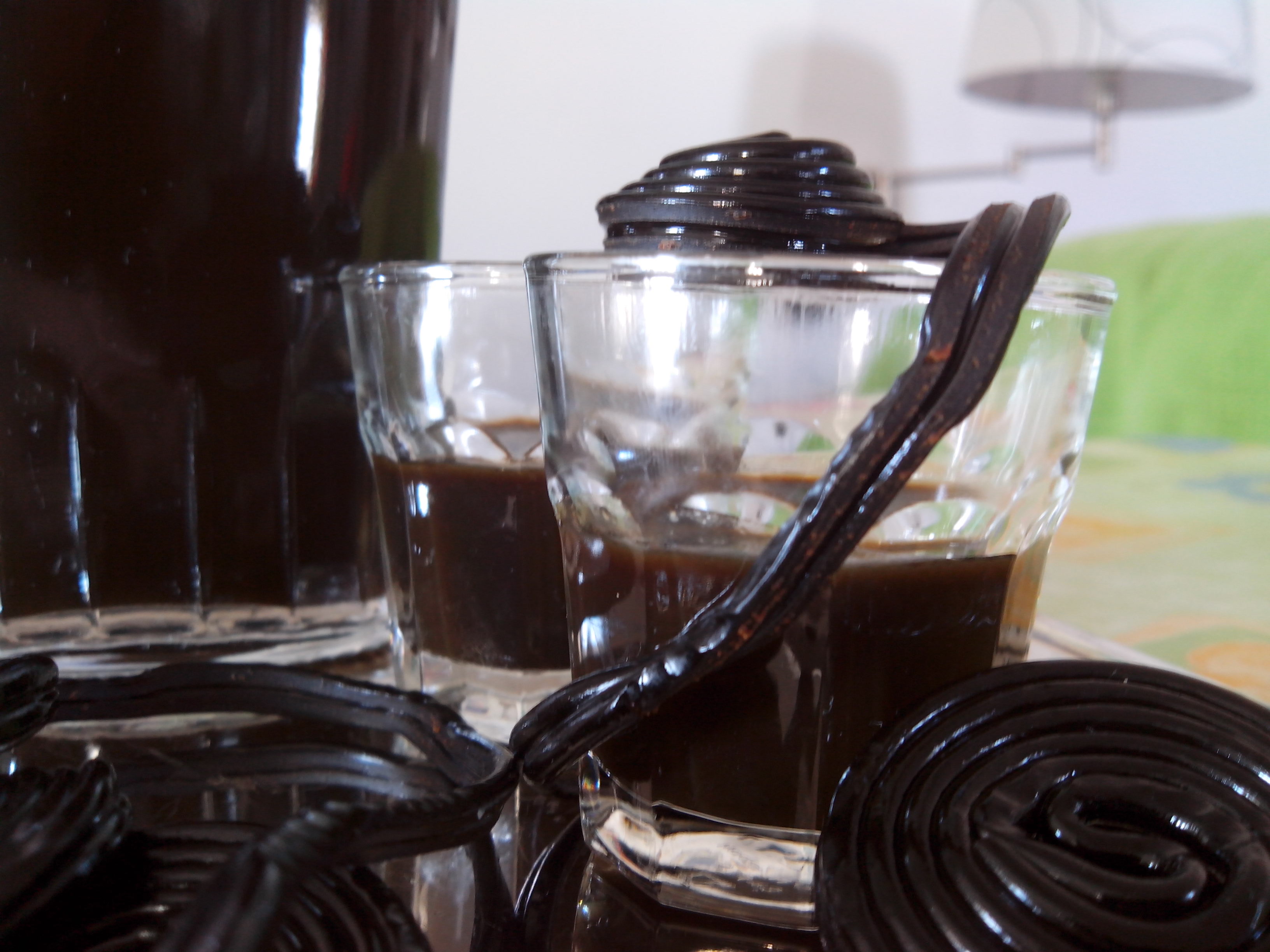 Bevande: Liquore alla liquirizia | Ricetta ed ingredienti ...