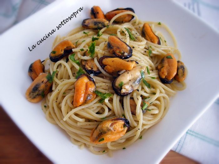 Spaghetti con le cozze in bianco Ricetta ed ingredienti dei
