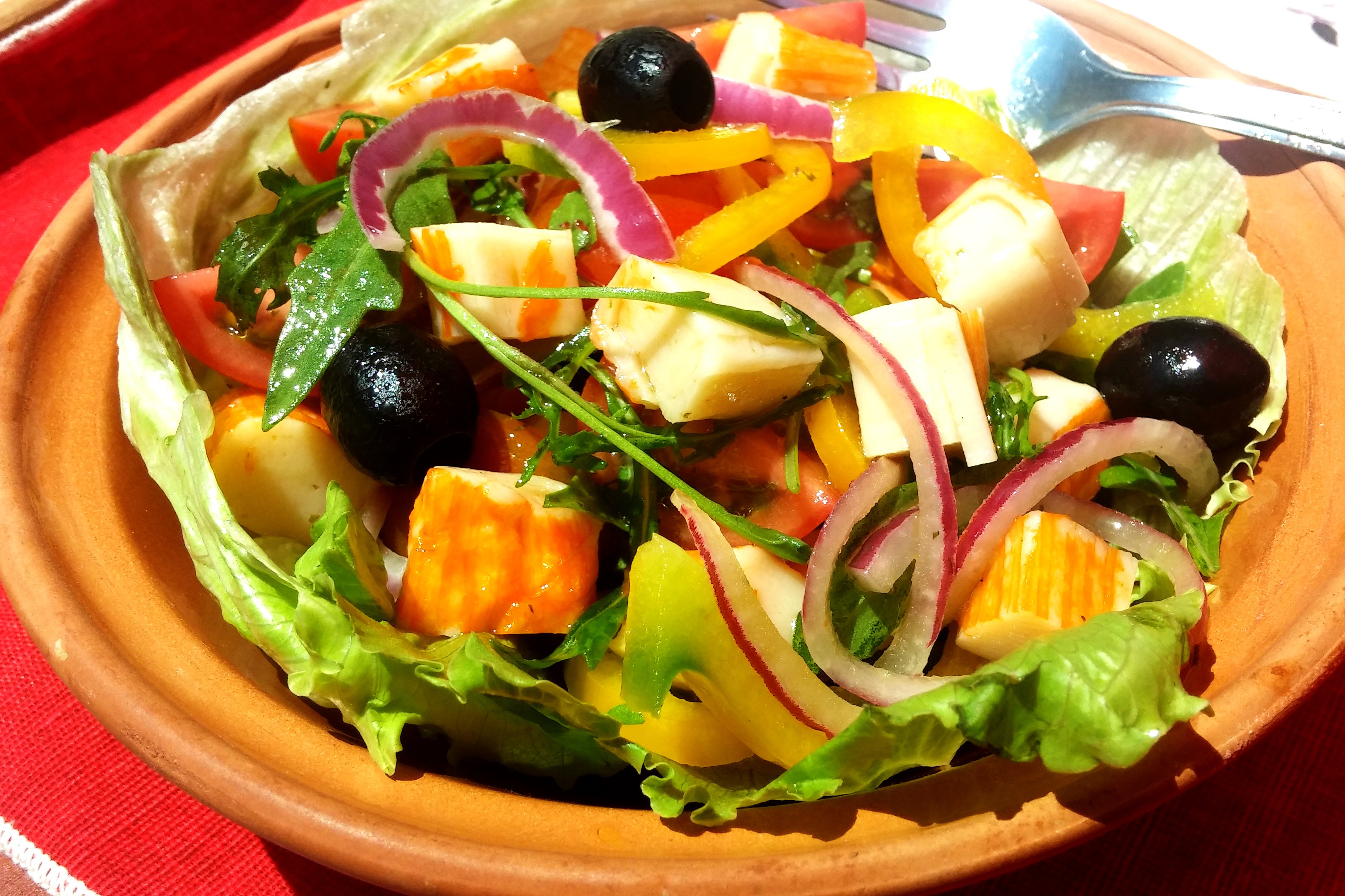 Insalata estiva con surimi di granchio Ricetta ed ingredienti dei Foodblogger italiani