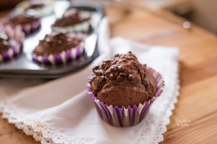 Muffin al cioccolato senza burro | Ricetta ed ingredienti ...