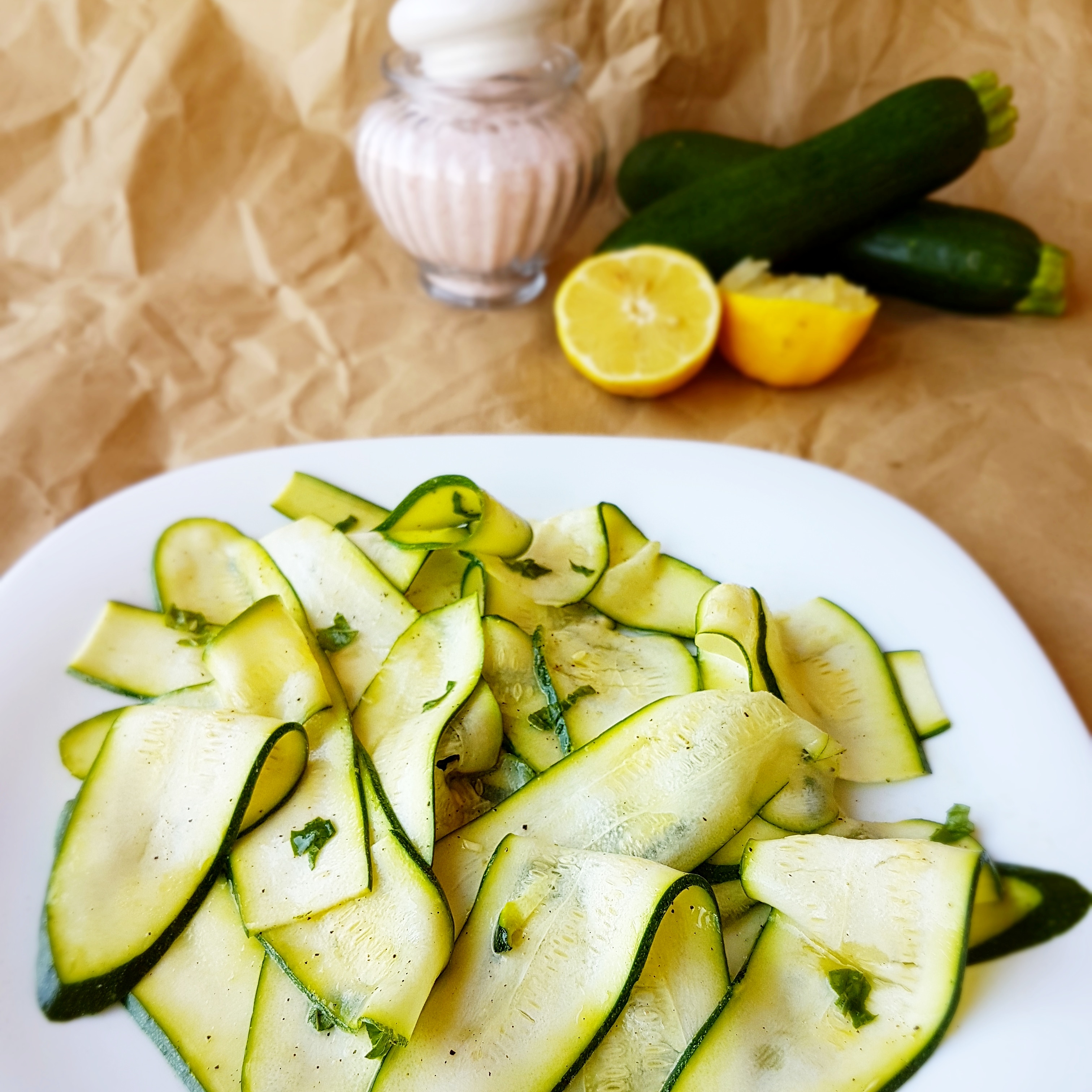 Zucchine crude marinate | Ricetta ed ingredienti dei ...