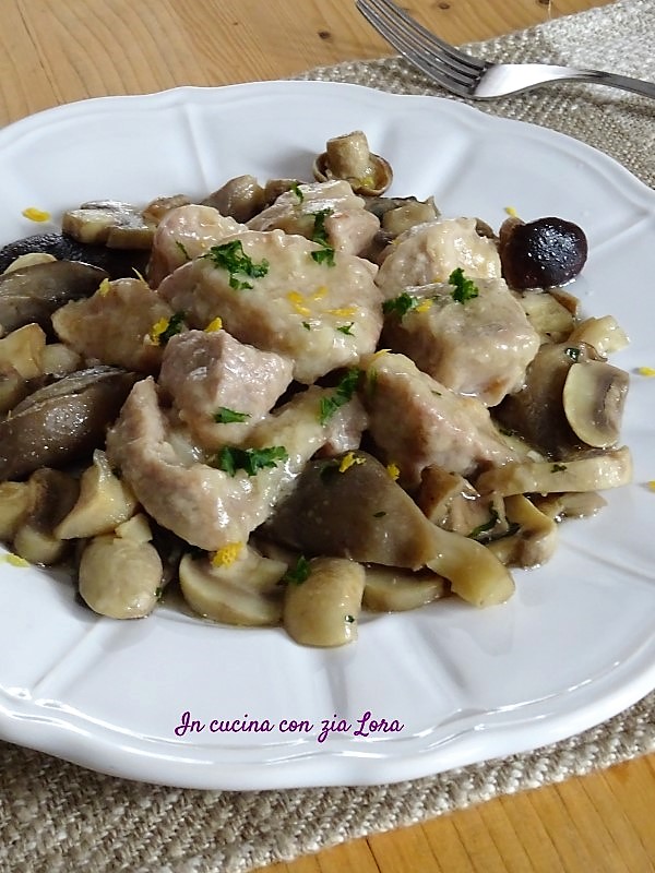 Spezzatino di vitello con funghi misti | Ricetta ed ...