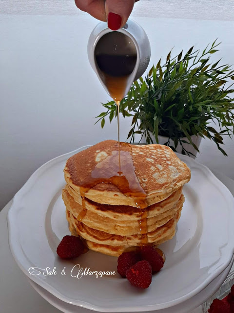 PANCAKES RICETTA ORIGINALE AMERICANA | Ricetta Ed Ingredienti Dei ...