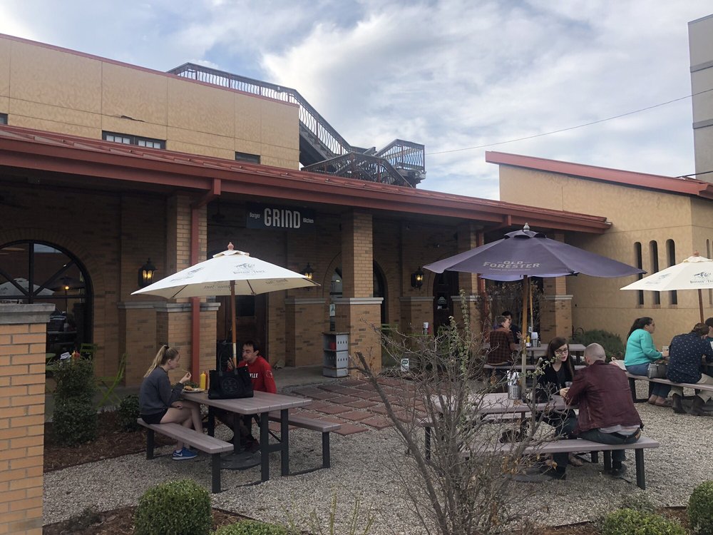 Louisville Outdoor Dining Furniture Ricetta ed ingredienti dei