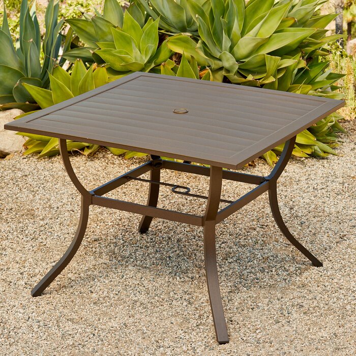 Kingston Indoor Outdoor Dining Table Ricetta ed ingredienti dei