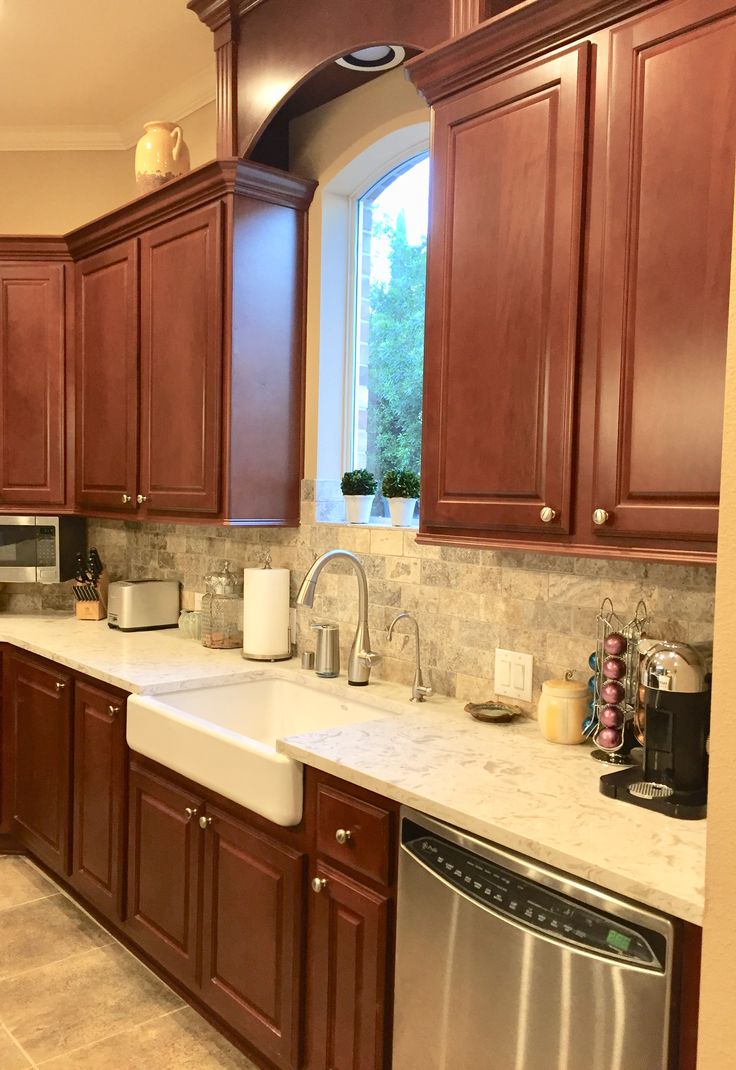 Kitchen Backsplash Ideas With Brown Cabinets Marble Backsplash Ideas Design Photos And Pictures Brown Is An Easy Color To Maintain Quickly Hiding Spills And Splashes Foodbloggermania It