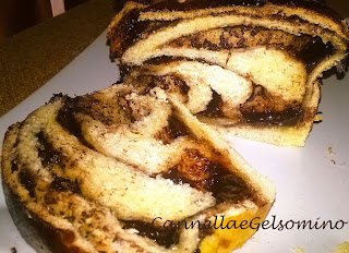 Colac Rumeno Cozonac, dolce rumeno delle feste | Ricetta ed ingredienti dei ...