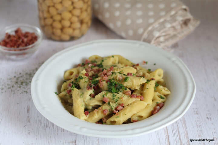 Pasta con crema di ceci e speck | Ricetta ed ingredienti dei ...